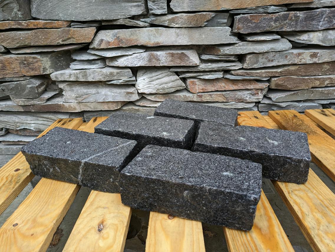 Black Flamed Top Finish 200 x 100 x 50 Half Crate