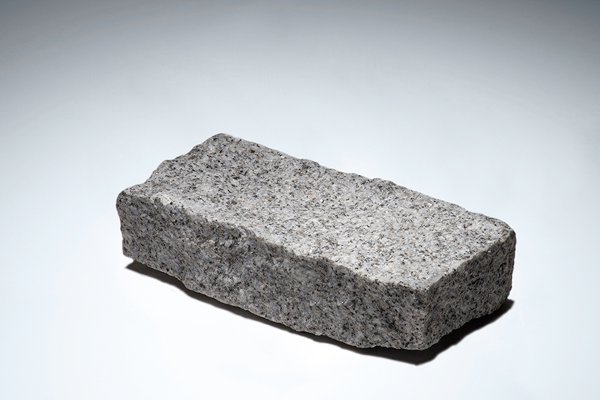 Medium Grey Granite Setts 200 x 100 x 50