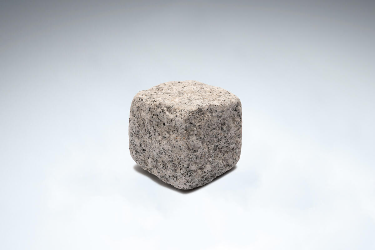 Light Grey Tumbled Granite Setts 80 x 80 x 80 Half Crate