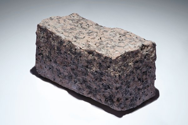 Rose Granite Setts 200 x 100 x 100