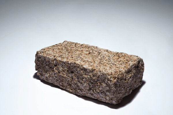 Golden Brown Granite Setts 200 x 100 x 50